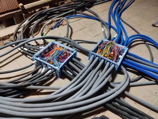 Rénovation d’une installation électrique près de Descartes